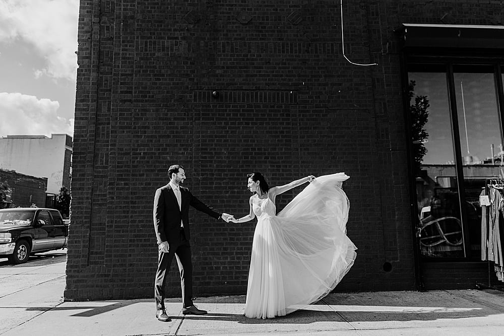 bride and groom dancing in greenpoint brooklyn